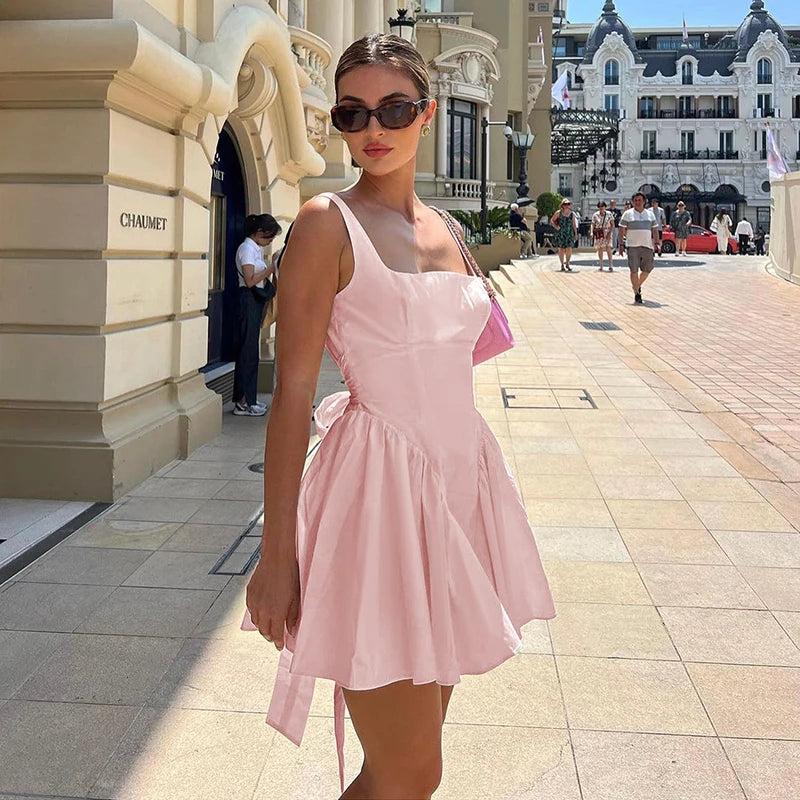 Rückenfreies A- Linien Kleid mit Schleife -Xara